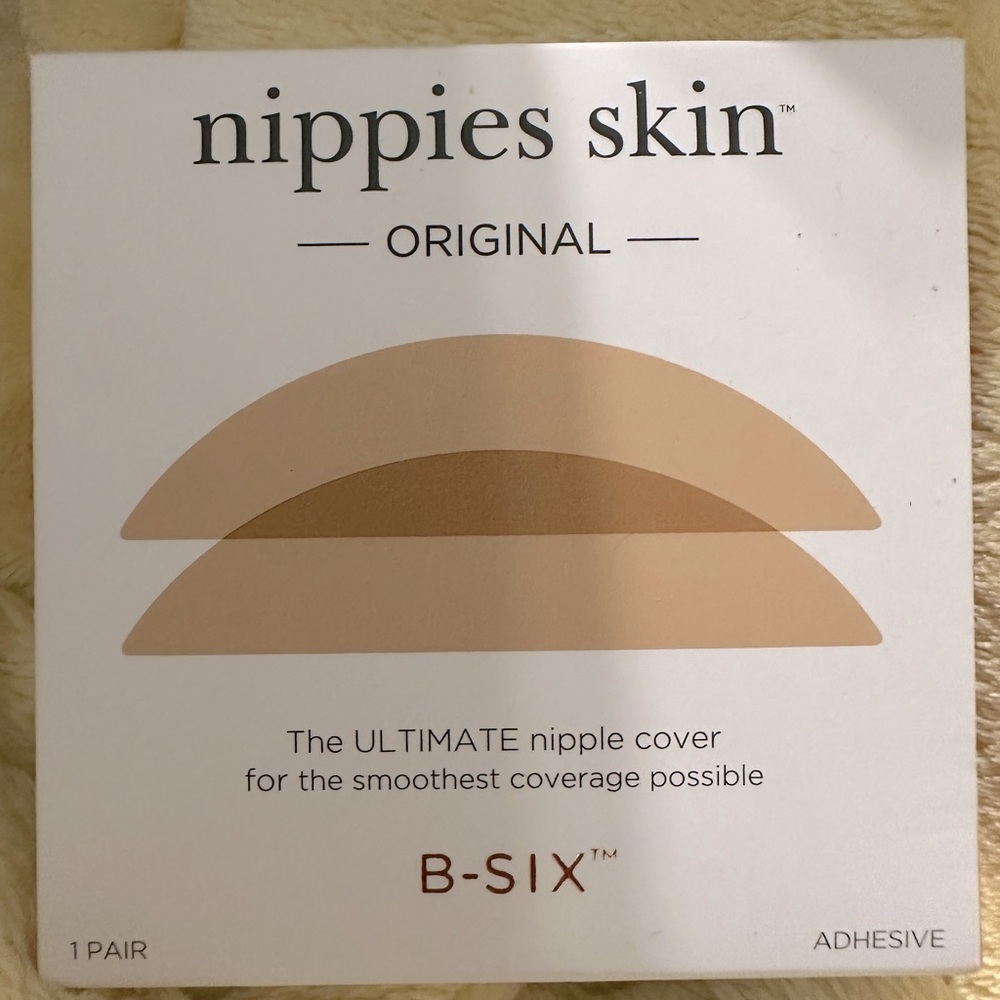Bristol Nippies B Six Nippies Skin original A-C cups NIB
